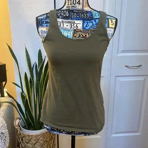 J Jill tank - Picture 1 of 4